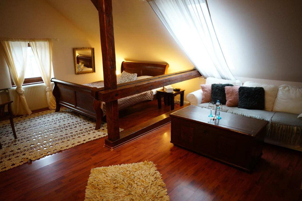 Penzion Restaurant Jakub Poprad Bagian luar foto
